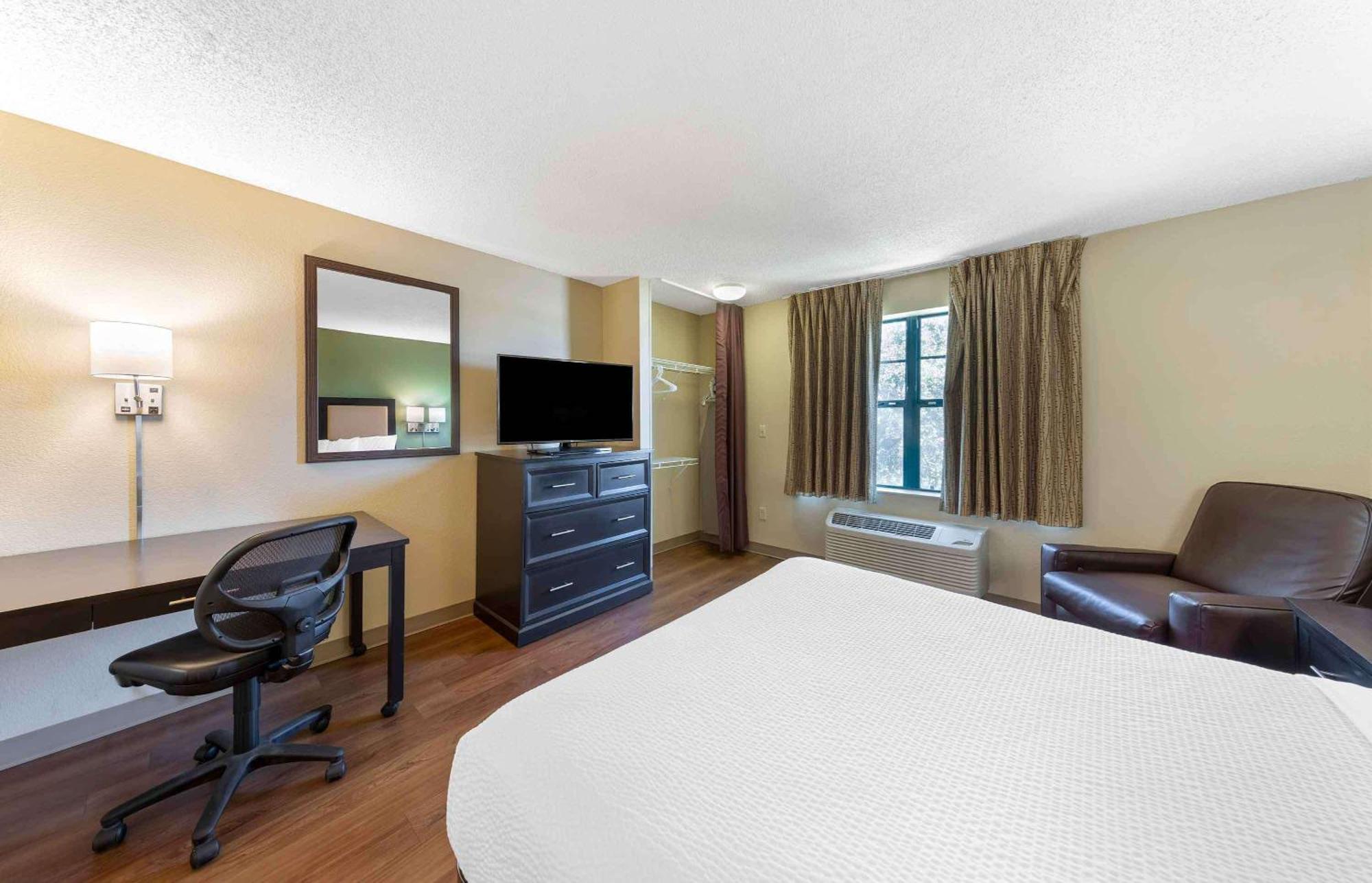 Extended Stay America Select Suites - Des Moines - West Des Moines Clive Экстерьер фото